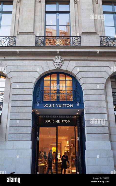 louis vuitton st honore|rue saint honore shops.